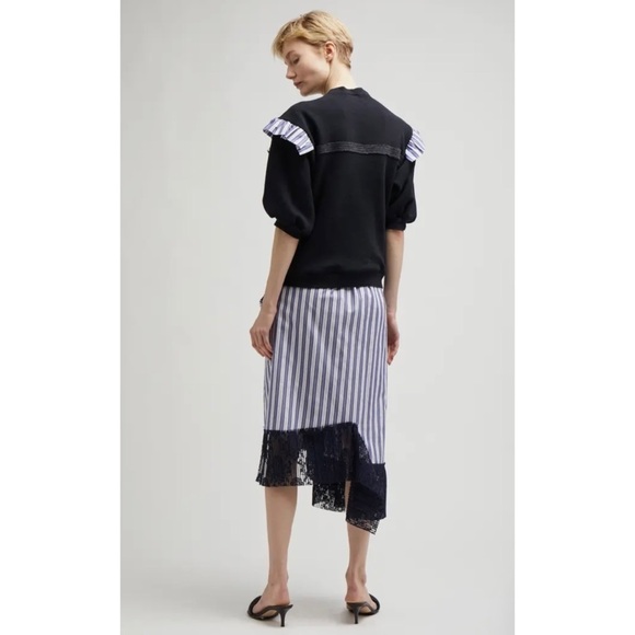 New Rentrayage Logo Graphic Ruffle Sweatshirt In Blue and Black 3/4 Sleeve Sz M - Picture 3 of 14